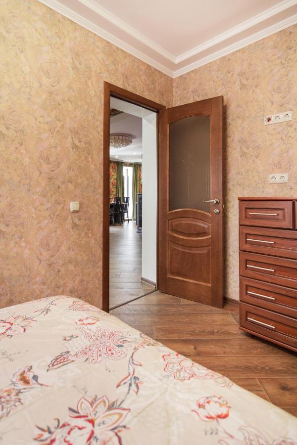 Deribasovskay Street Apartments Οδησσός Εξωτερικό φωτογραφία